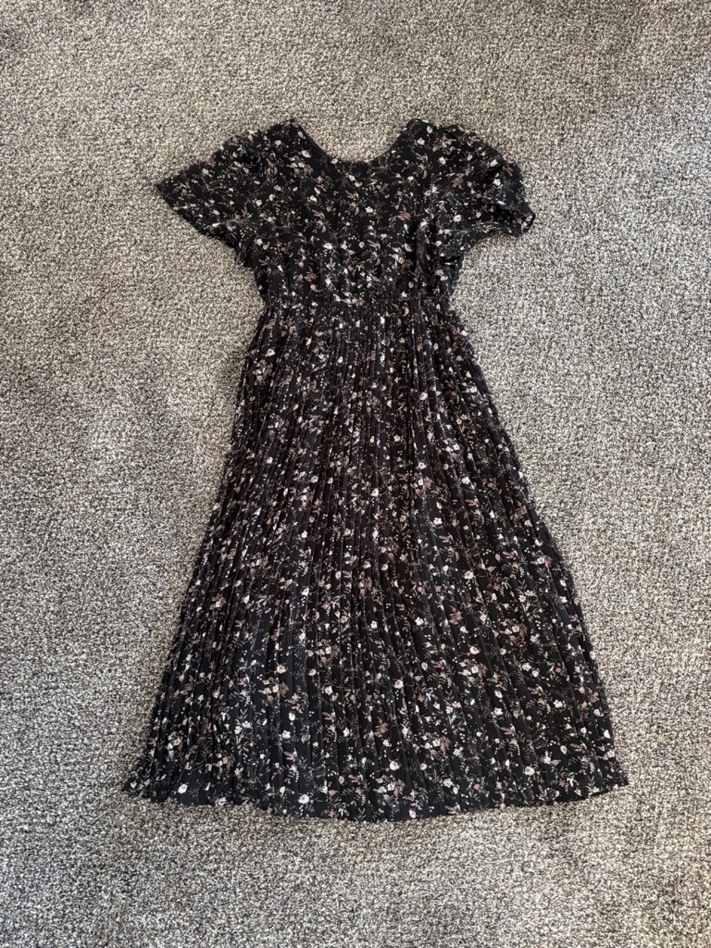 Black Floral Pleated Midi Dress